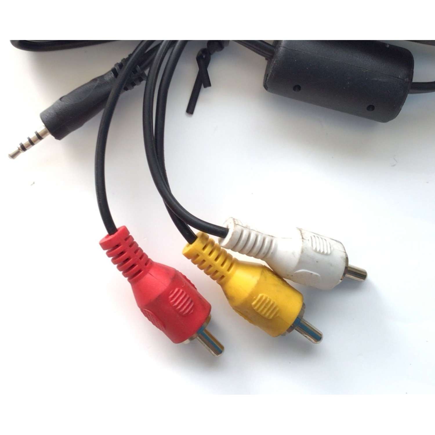 CABLES DE 3 RCA ( AMARILLO, BLANCO Y ROJO ) MACHO CON AUXILIAR / 3.5MM / COMPATIBLE CON DIFERENTES DISPOSITIVOS, MARCAS Y MODELOS - Imagen 2